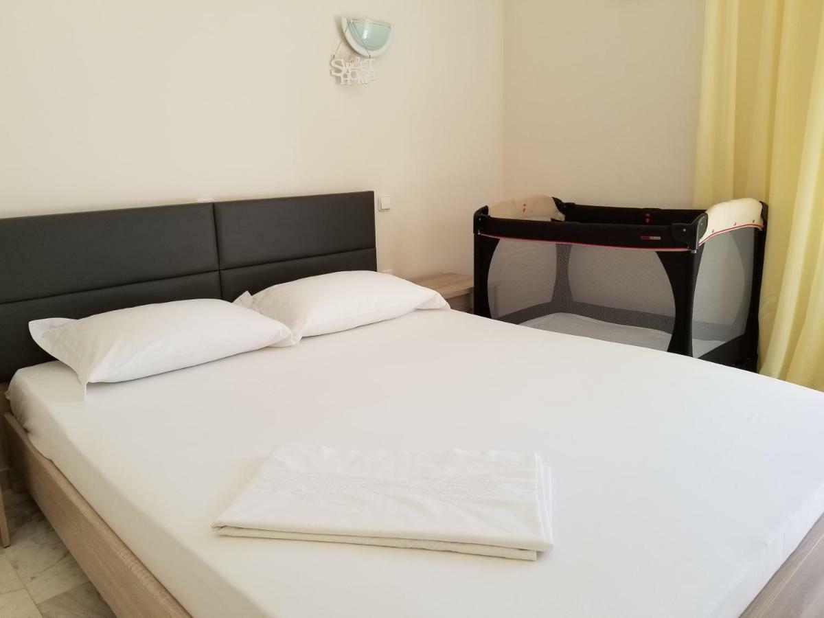 Galini Apartment لوتراكي المظهر الخارجي الصورة